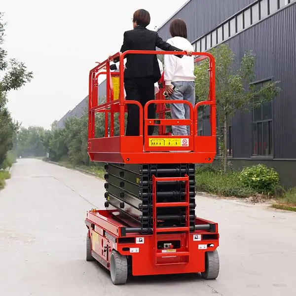 DADE Machinery rough terrain tracked scissor lift platform with stabilizer outriggers