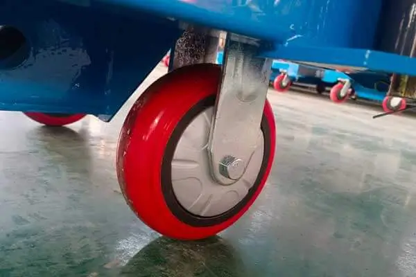 Non-marking polyurethane caster wheel with locking brake on aluminum lift