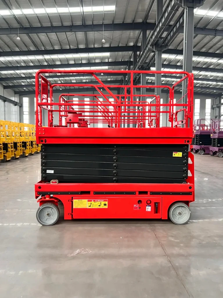 Self propelled vs mobile scissor lift comparison showing electric self-propelled scissor lift